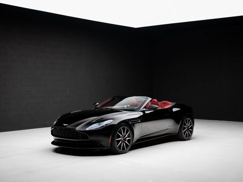 Used 2019 Aston Martin DB11 Volante RWD image 6