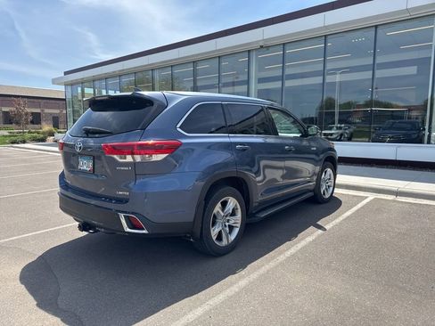 Used 2019 Toyota Highlander Limited AWD/4WD image 7