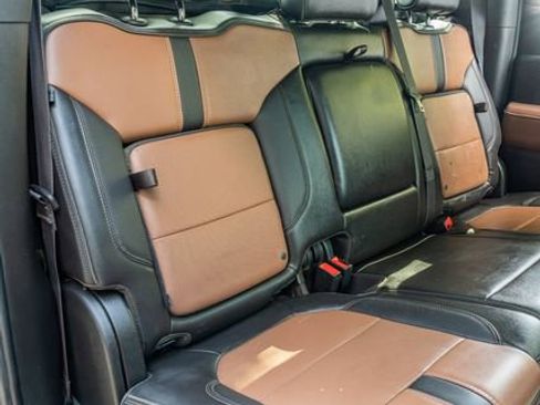 Used 2022 Chevrolet Silverado 3500 High Country image 40