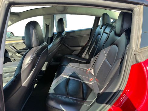 Used 2022 Tesla Model 3 Long Range AWD/4WD image 16