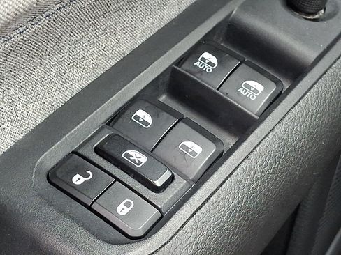 Used 2024 Jeep Compass Latitude AWD/4WD image 25