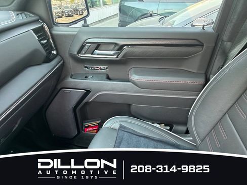 Used 2023 GMC Sierra 1500 AT4X AWD/4WD image 5