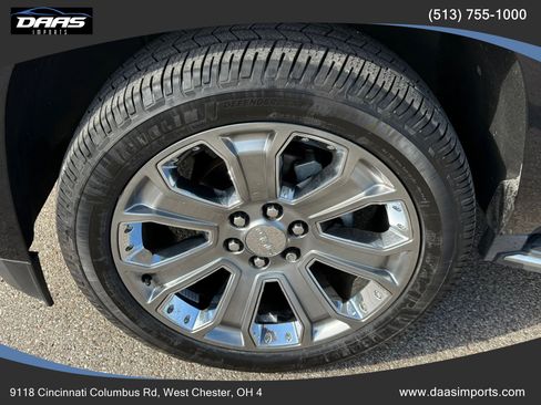 Used 2016 GMC Yukon XL Denali w/ Open Road Package AWD/4WD image 11