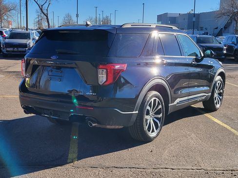 Used 2022 Ford Explorer ST-Line w/ Class IV Trailer Tow Package image 3