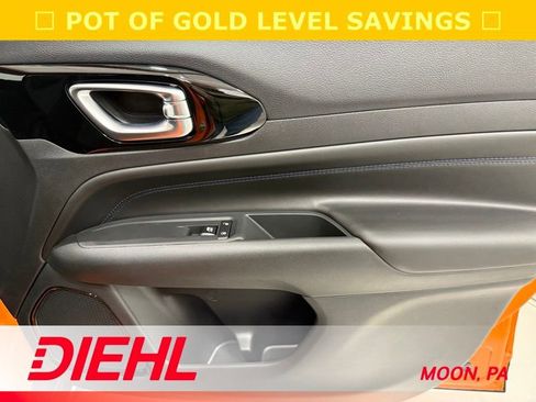 New 2026 Jeep Compass Latitude AWD/4WD image 14