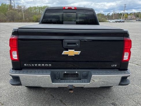Used 2018 Chevrolet Silverado 1500 LTZ AWD/4WD image 4