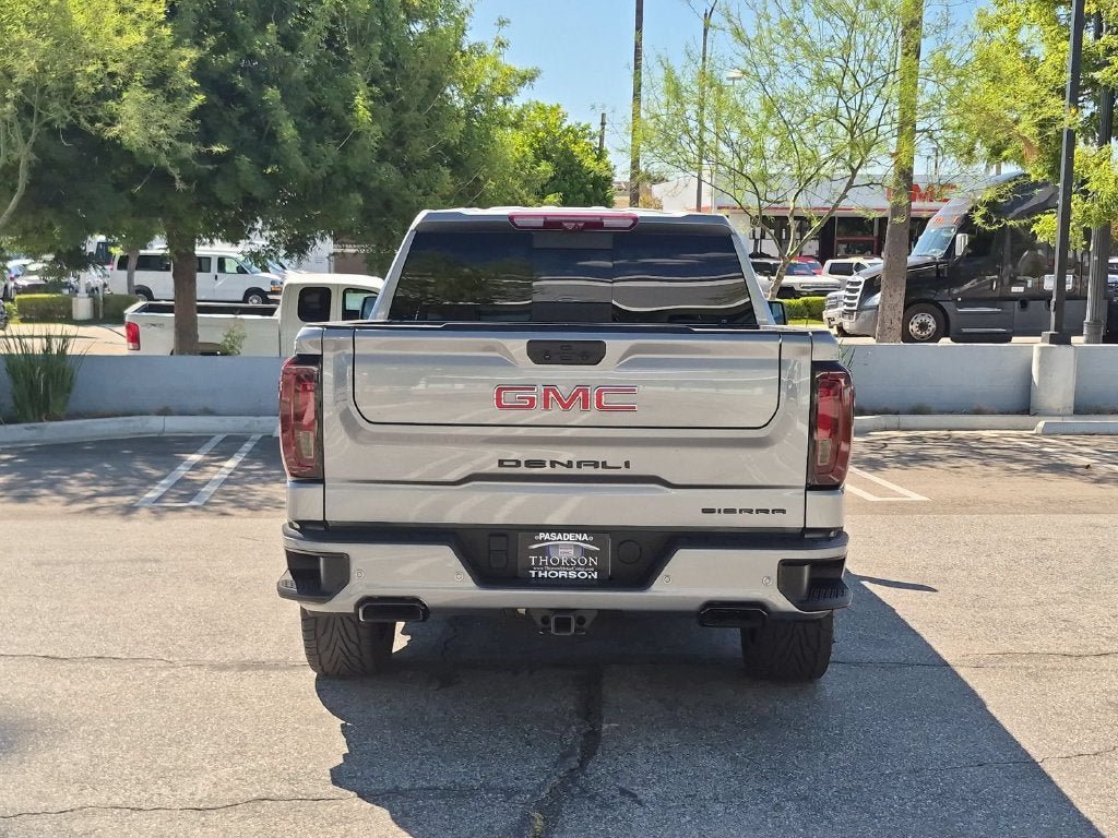 Used 2023 GMC Sierra 1500 Denali w/ Denali Reserve Package AWD/4WD image 6