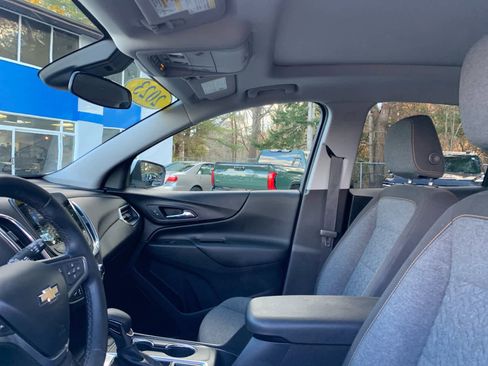 Used 2023 Chevrolet Equinox LT image 12