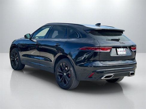 Used 2024 Jaguar F-PACE R-Dynamic S image 7