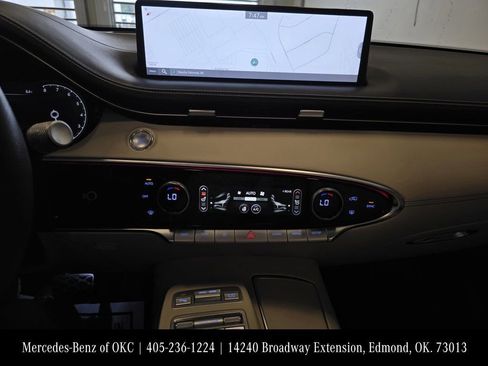 Used 2023 Genesis GV70 3.5T Sport w/ Sport Advanced Package AWD/4WD image 13