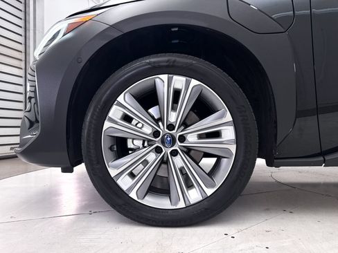 Used 2023 Subaru Solterra AWD image 15