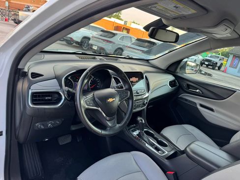 Used 2019 Chevrolet Equinox Premier FWD image 19