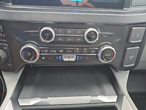 Used 2023 Ford F250 Limited w/ FX4 Off-Road Package AWD/4WD image 28