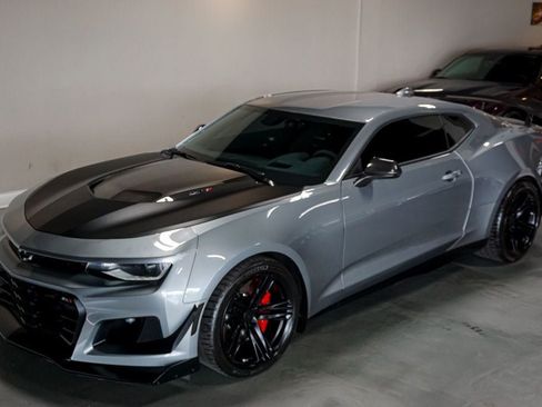 Used 2023 Chevrolet Camaro ZL1 RWD image 65