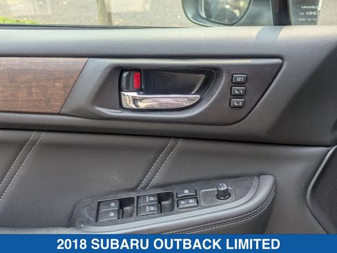 Used 2018 Subaru Outback 2.5i Limited AWD/4WD image 13