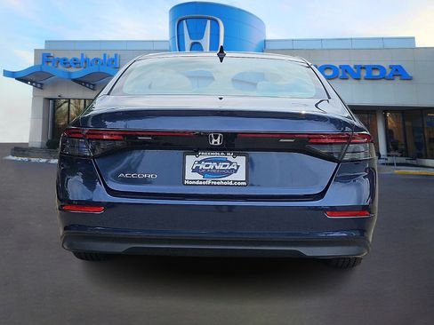 Used 2024 Honda Accord EX image 6