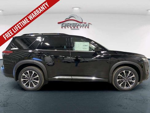 New 2026 Nissan Pathfinder Platinum w/ Cargo Package AWD/4WD image 21