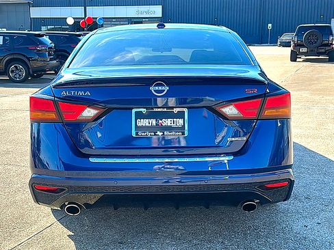 Used 2023 Nissan Altima 2.0 SR image 7