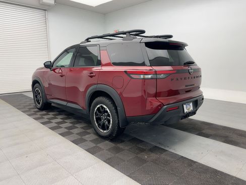 Used 2025 Nissan Pathfinder Rock Creek image 3
