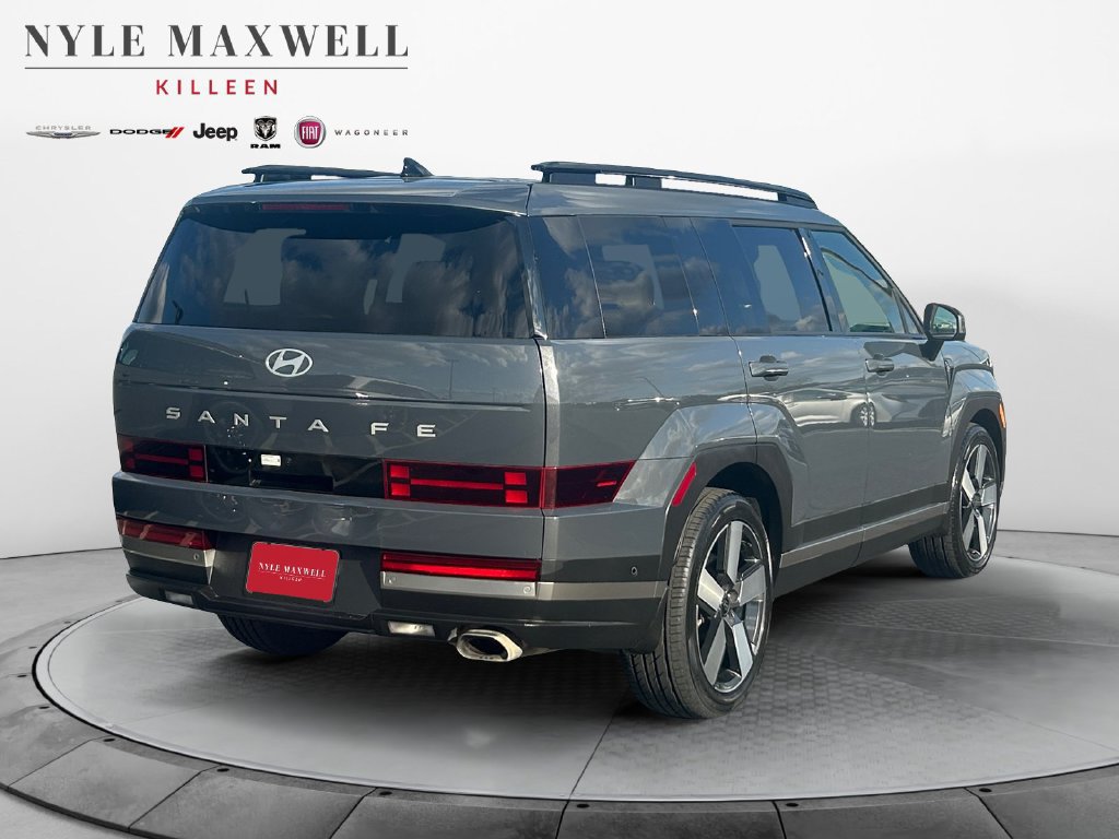 Used 2025 Hyundai Santa Fe Limited FWD image 16