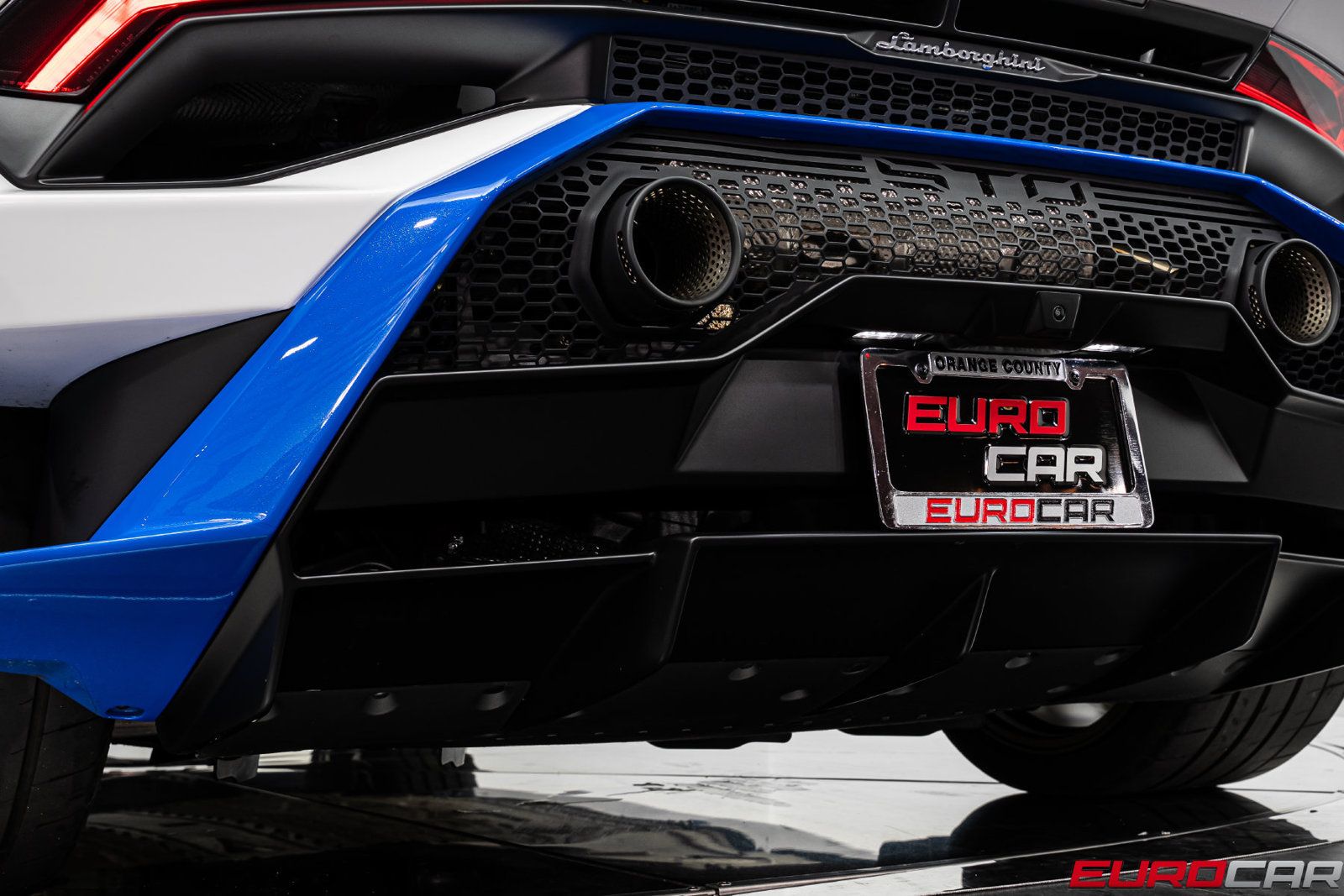 Used 2022 Lamborghini Huracan STO RWD image 27