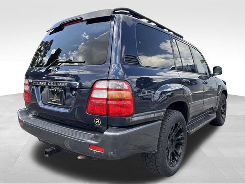 Used 2004 Toyota Land Cruiser w/ Convenience Pkg AWD/4WD image 5