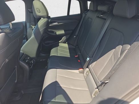 Used 2025 BMW X4 xDrive30i w/ Premium Package AWD/4WD image 14