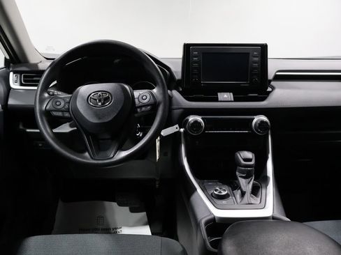 Used 2021 Toyota RAV4 LE w/ Carpet Mat Package (TMS) image 17