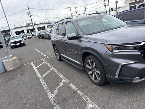 Used 2023 Honda Pilot Elite image 40