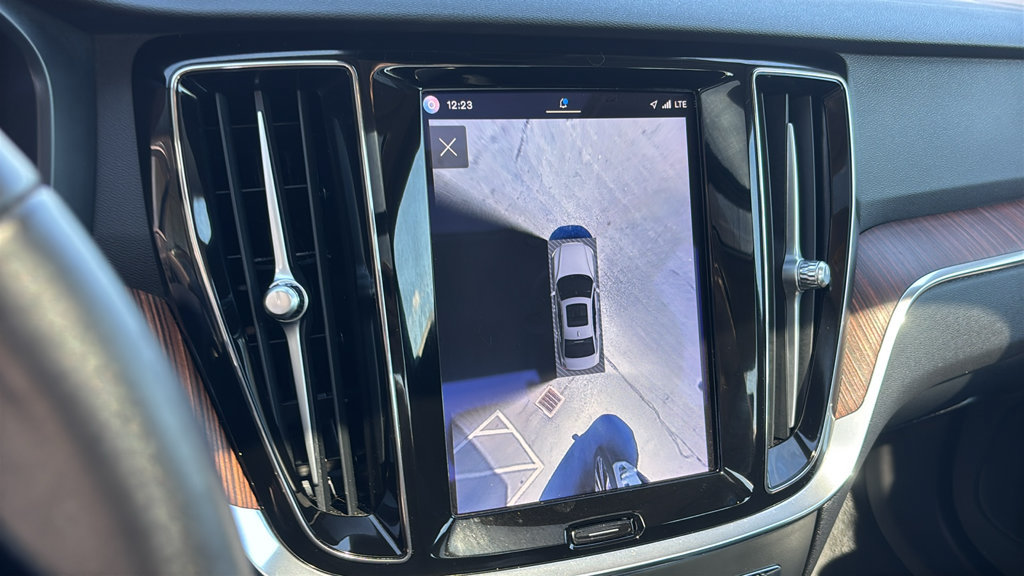 Certified 2024 Volvo S60 B5 Plus AWD/4WD image 19