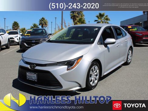 Used 2023 Toyota Corolla LE FWD image 3