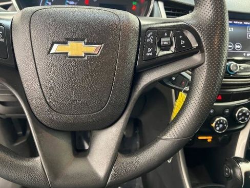 Used 2020 Chevrolet Trax LS w/ Tint and Cruise Package AWD/4WD image 13