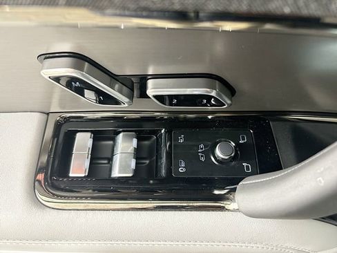 New 2026 Land Rover Range Rover Sport SE image 19