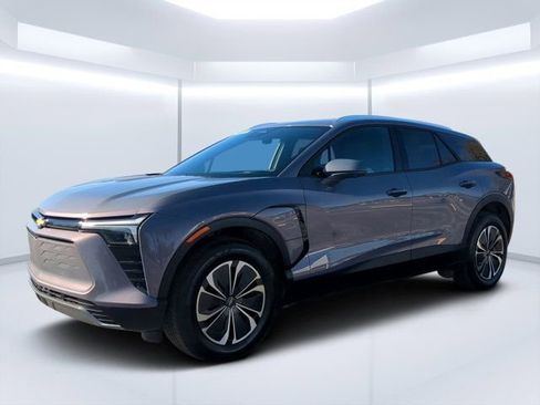 Used 2024 Chevrolet Blazer EV LT image 7