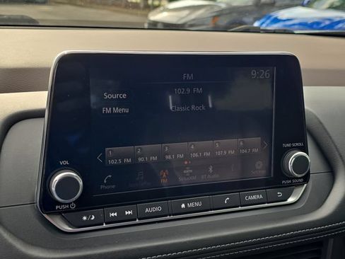 Certified 2023 Nissan Rogue SV FWD image 22