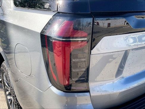 Used 2025 Chevrolet Tahoe Z71 image 38