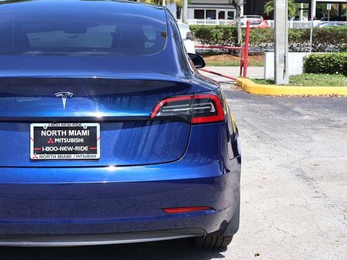 Used 2023 Tesla Model 3 Standard Range image 24