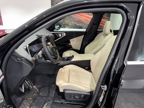 New 2026 BMW X3 xDrive30 w/ Premium Package image 14