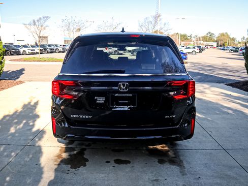 New 2026 Honda Odyssey Elite image 9