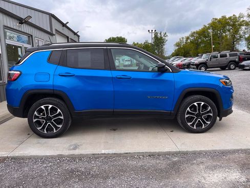 Used 2022 Jeep Compass Limited AWD/4WD image 8
