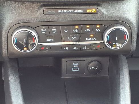 Used 2023 Ford Escape Active AWD/4WD image 16
