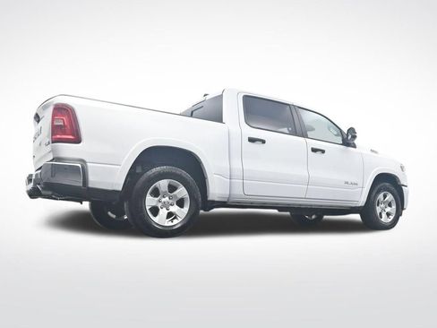 Used 2025 RAM 1500 Big Horn AWD/4WD image 33