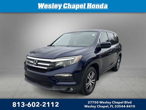 Used 2017 Honda Pilot EX image 1