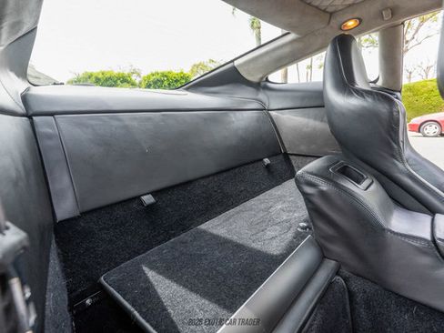 Used 2005 Aston Martin Vanquish S RWD image 36