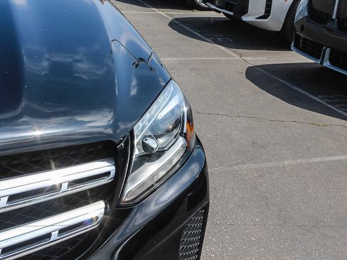 Used 2017 Mercedes-Benz GLS 450 4MATIC image 10
