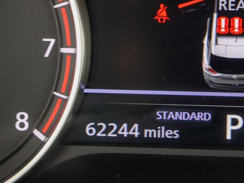 Used 2023 Nissan Rogue SV image 16