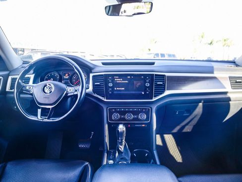 Used 2018 Volkswagen Atlas SEL image 12