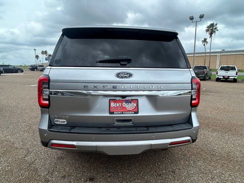 Used 2023 Ford Expedition Limited RWD image 5