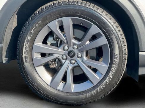 Used 2023 Ford Explorer XLT w/ Equipment Group 202A AWD/4WD image 9