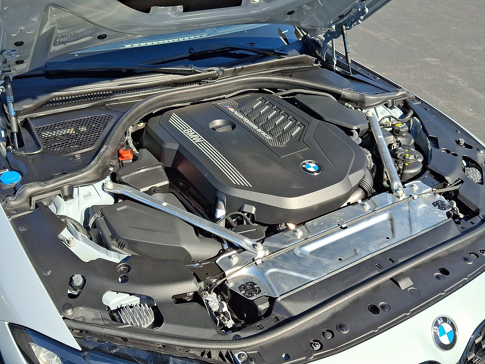 Used 2022 BMW M440i Convertible RWD image 28